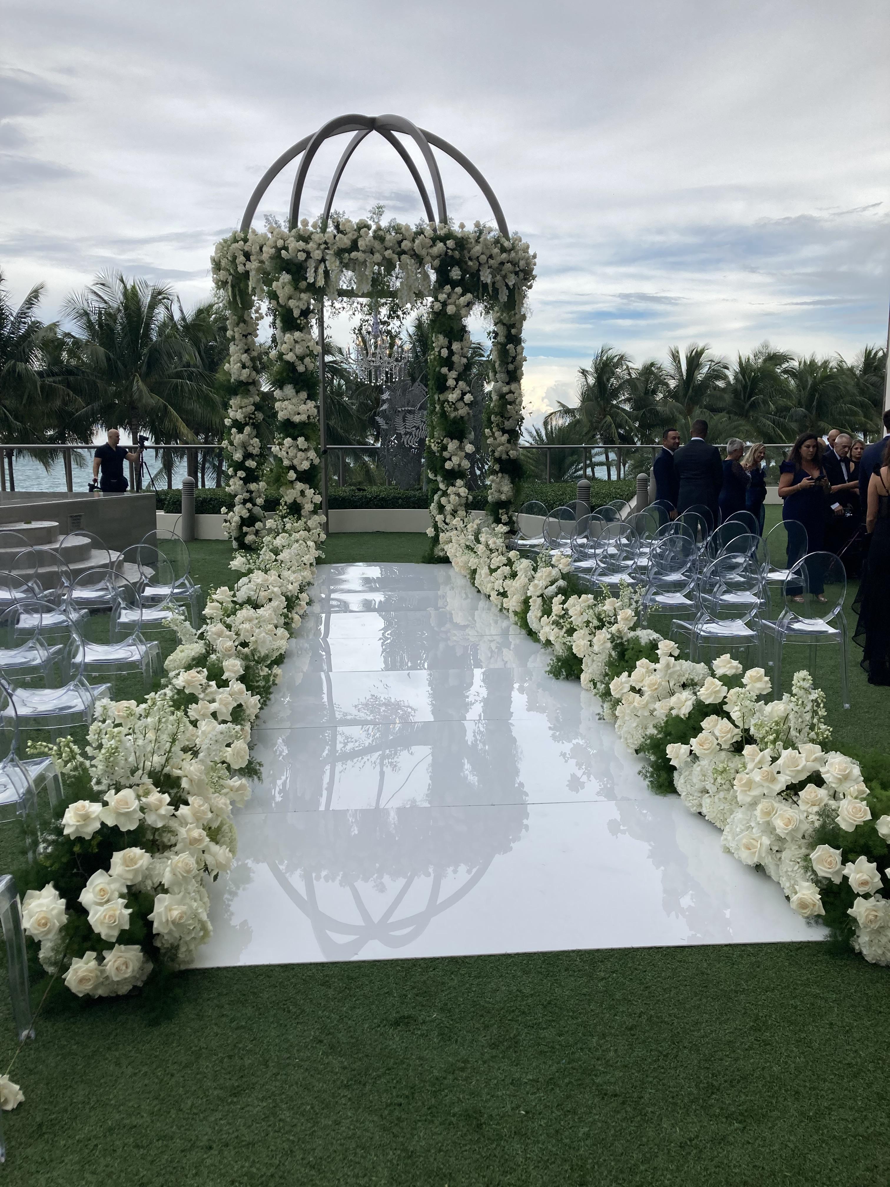 Wedding Ceremony, Art, Sculpture, Garden, Romantic, Outdoor, Ghost Chairs, White Floral, Wedding Planner, Wedding Coordinator